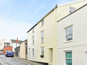 2 Bedroom Terraced